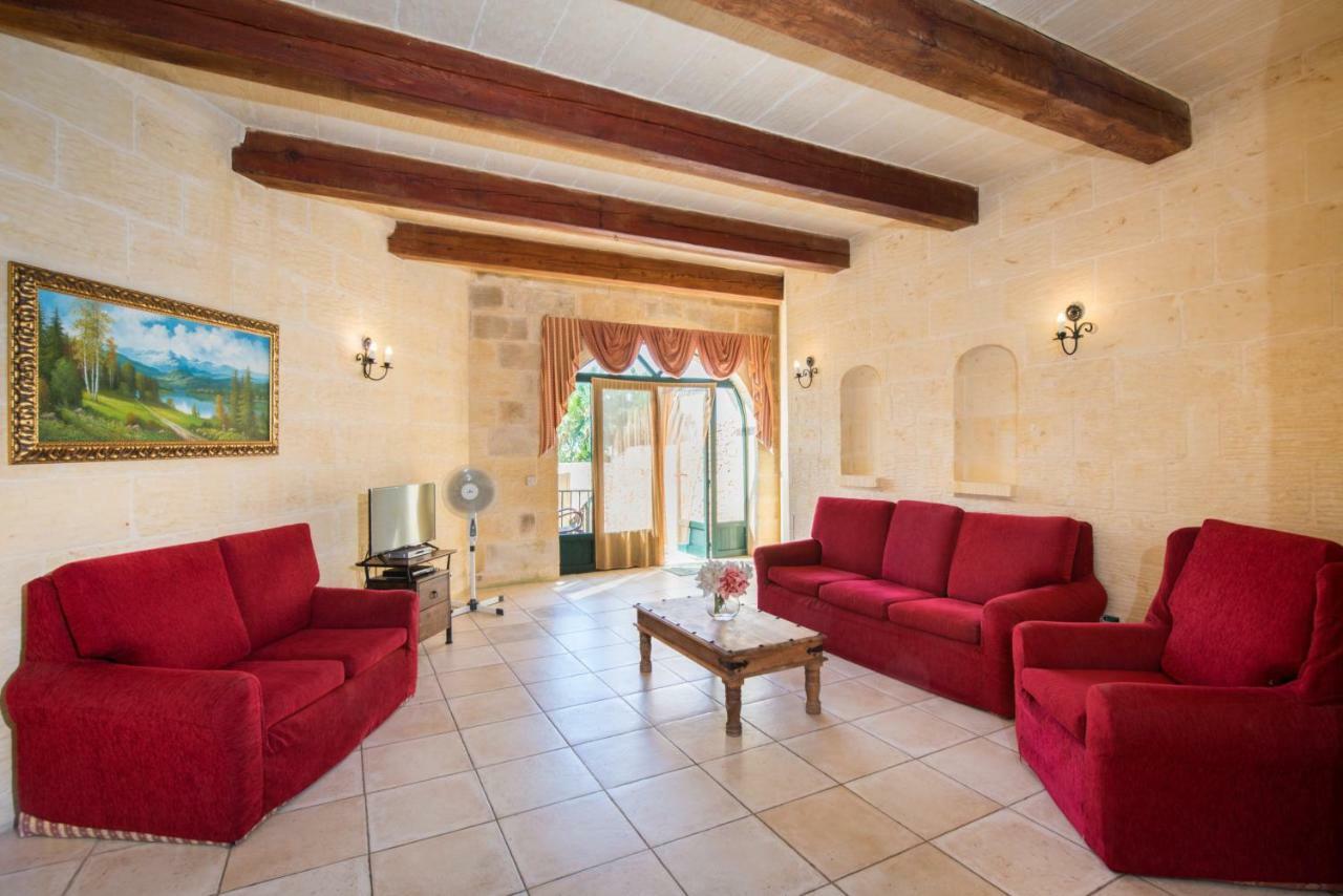 Sunset - Holiday Farmhouse With Large Private Pool In Island Of Gozo Nadur Exterior photo